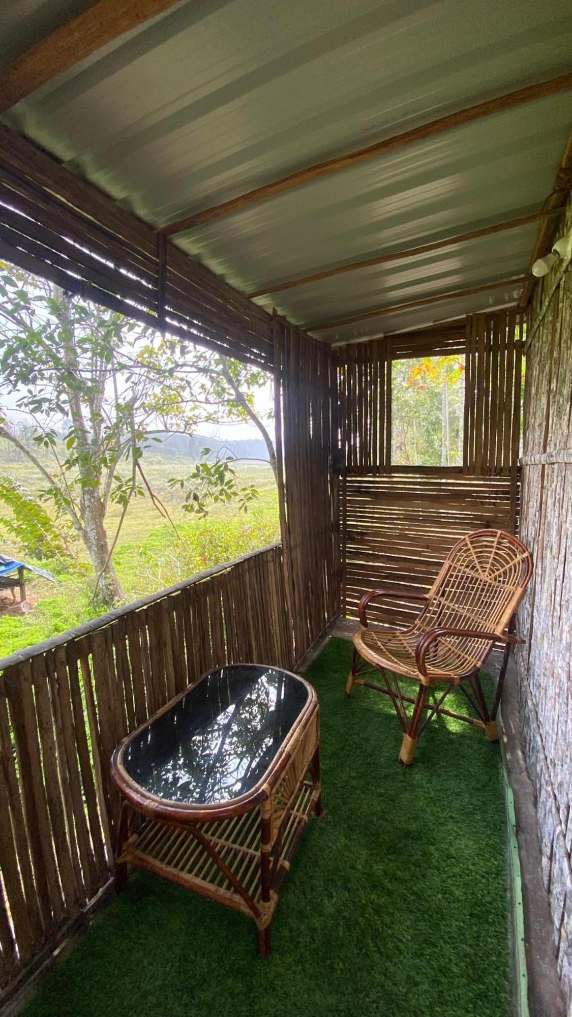 Lotus Jewel Forest Camping สุลต่านบาเทรี ภายนอก รูปภาพ